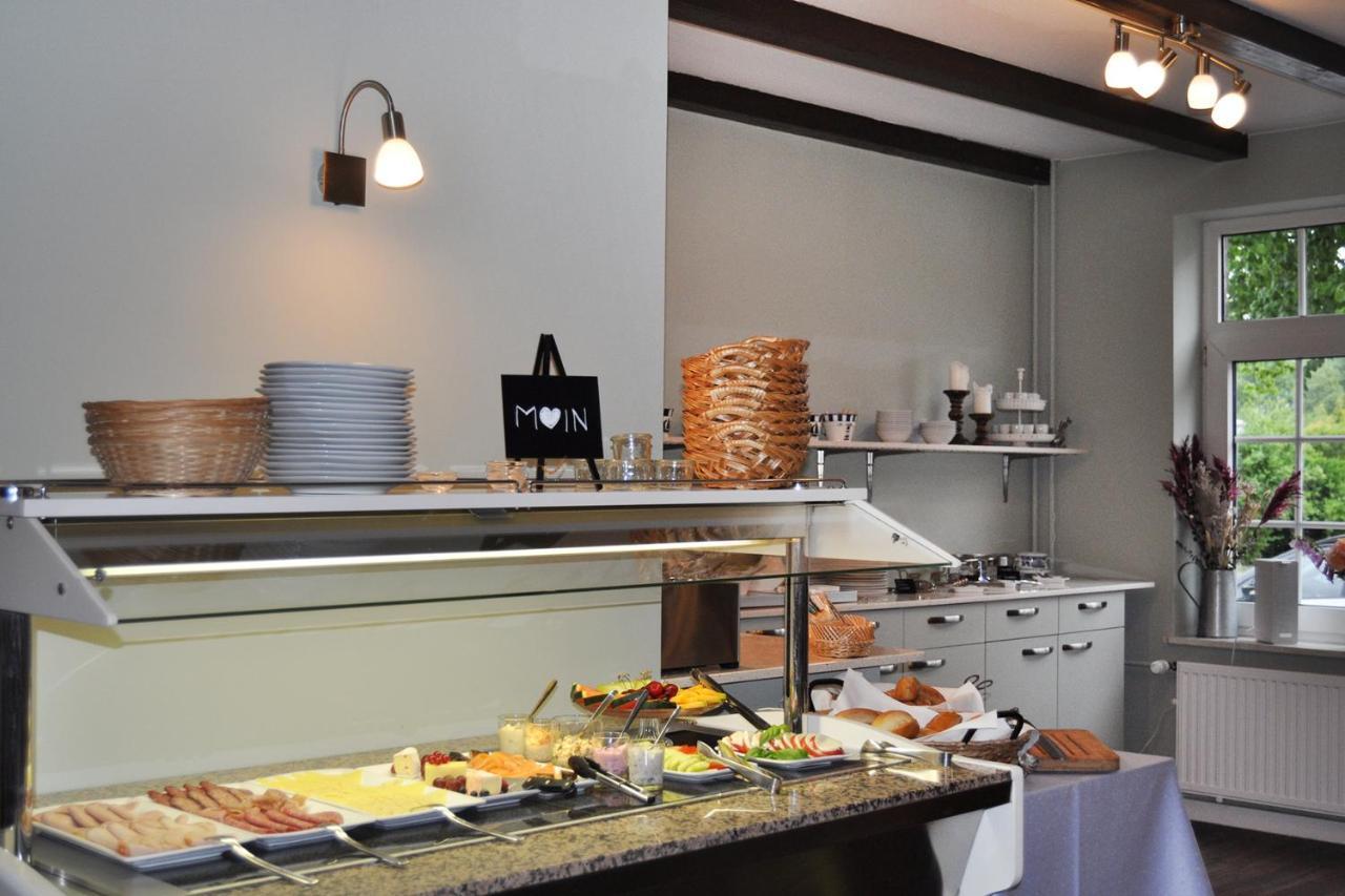 Landhotel Alte Schule - Hotel Garni 쉴리그 외부 사진
