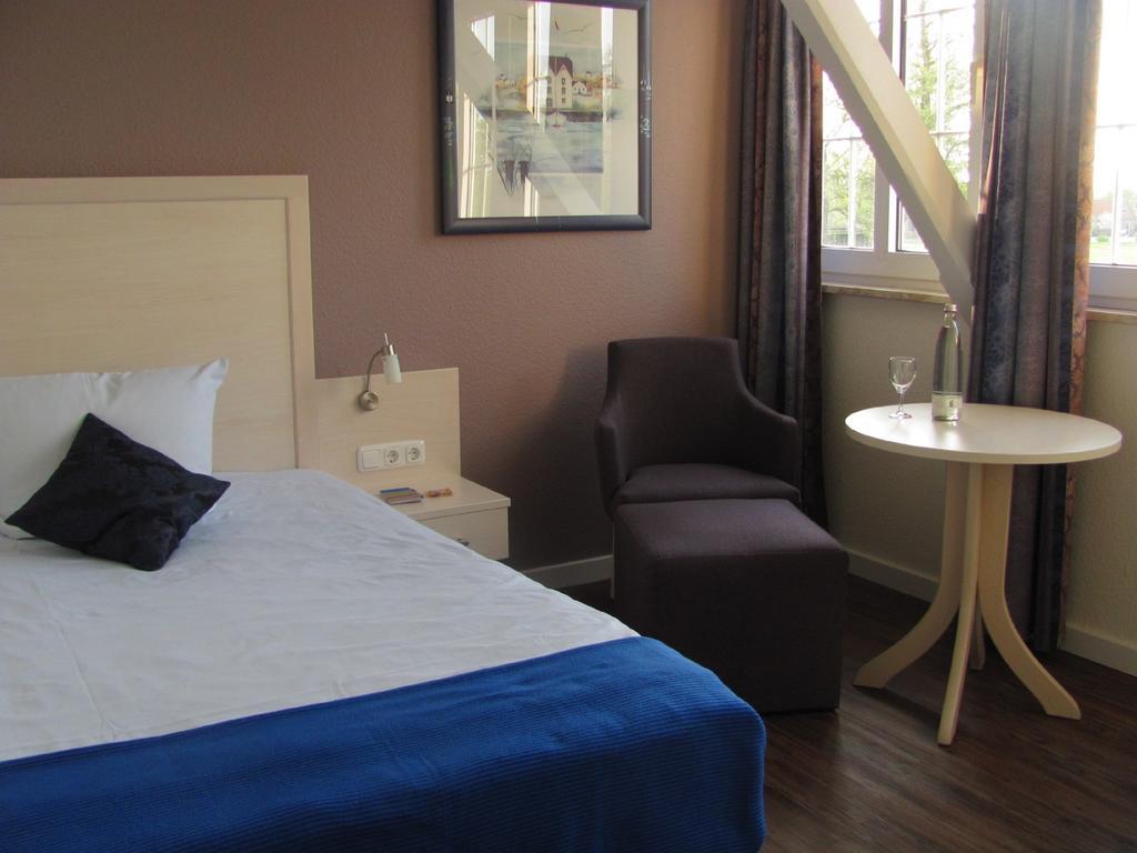 Landhotel Alte Schule - Hotel Garni 쉴리그 객실 사진