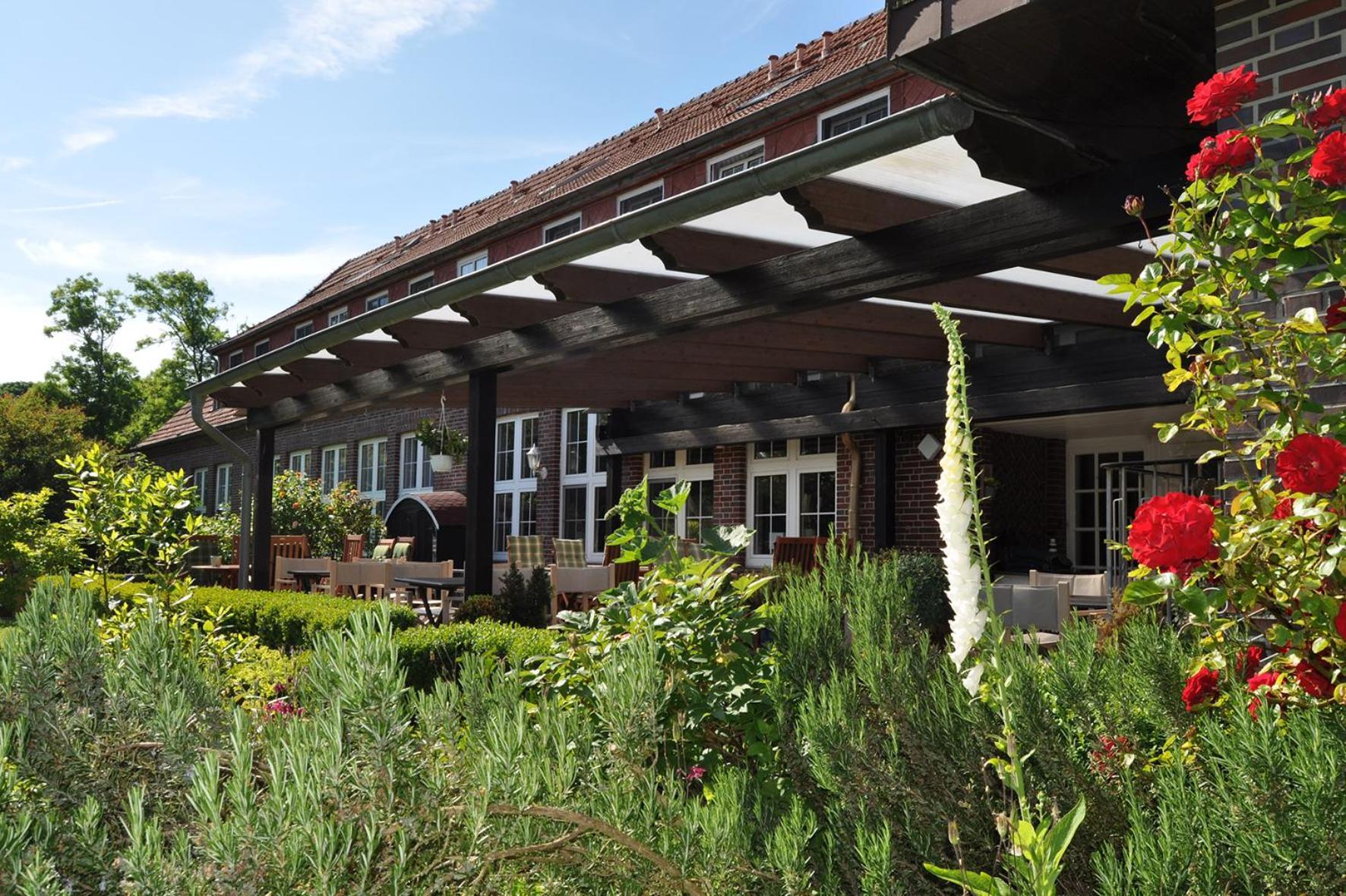 Landhotel Alte Schule - Hotel Garni 쉴리그 외부 사진