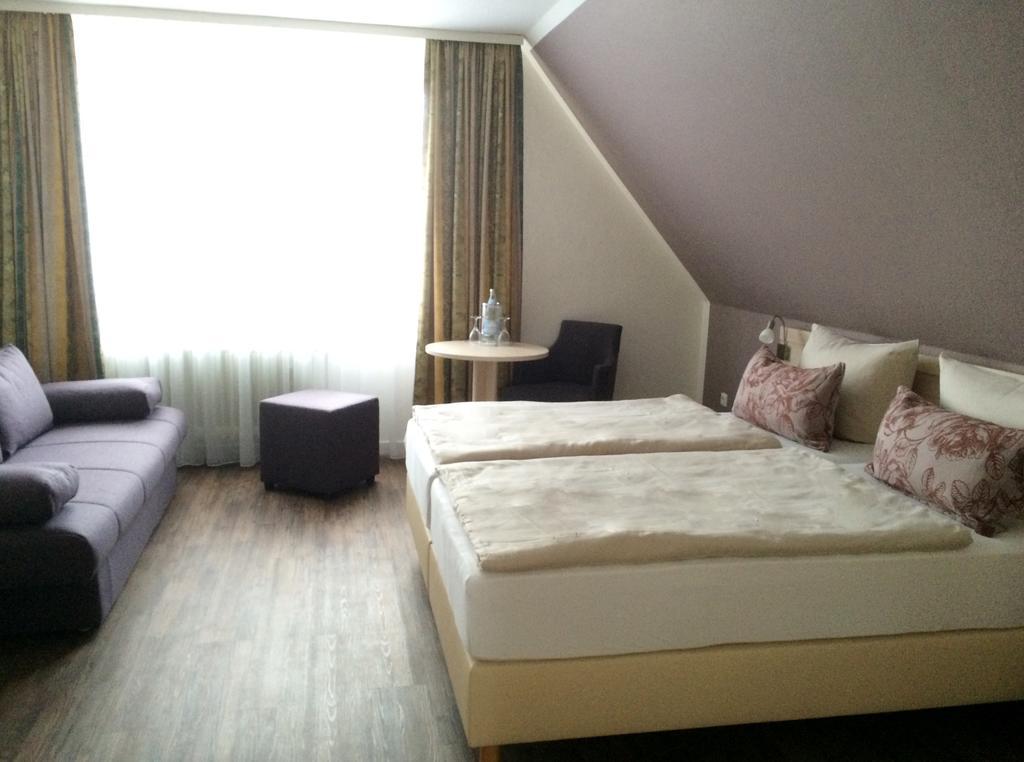 Landhotel Alte Schule - Hotel Garni 쉴리그 객실 사진